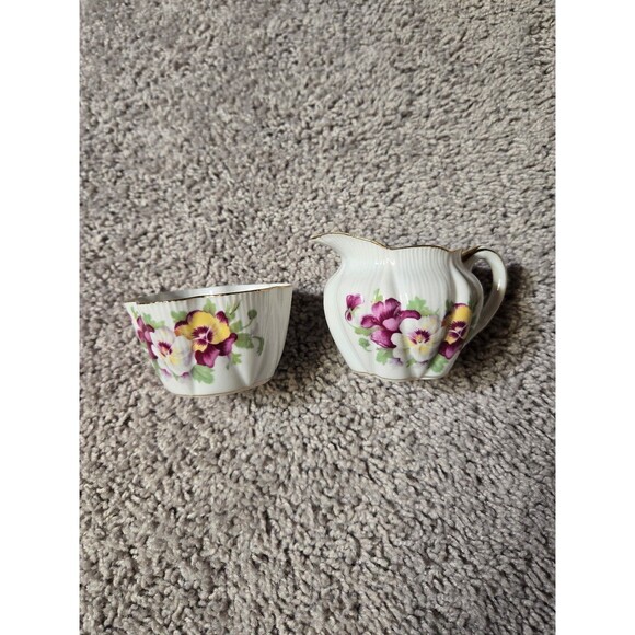 Saji fancy China Cream and Sugar Containers Pansy Floral set white gold - Picture 1 of 5